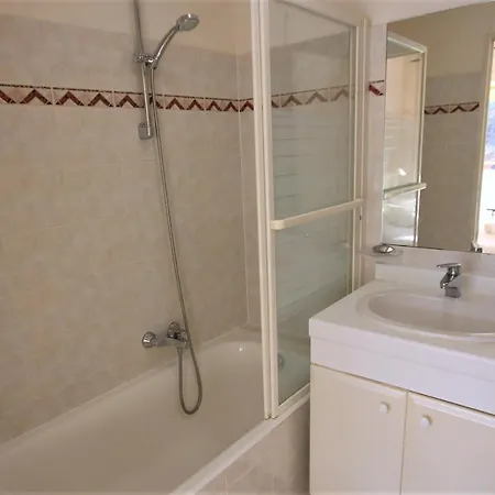 2 Bedrooms2 Bathroomsterrace Equipped In Palm Area Cannes