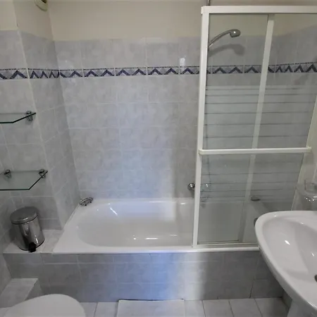 Appartement 2 Bedrooms2 Bathroomsterrace Equipped In Palm Area Cannes