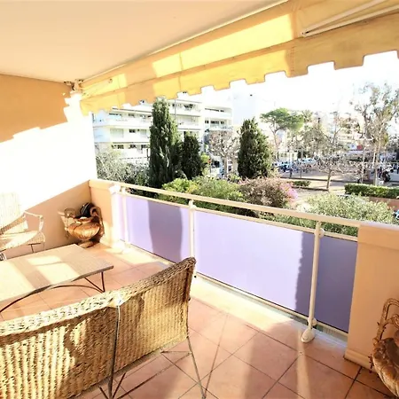 2 Bedrooms2 Bathroomsterrace Equipped In Palm Area *