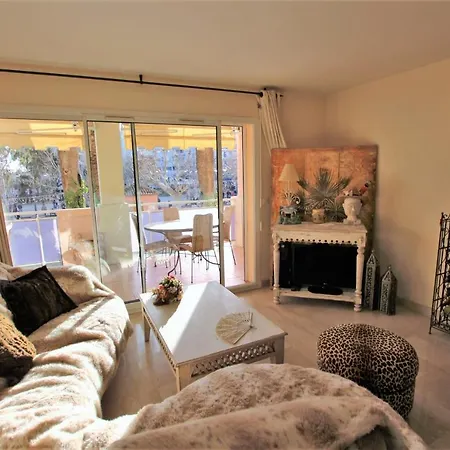 2 Bedrooms2 Bathroomsterrace Equipped In Palm Area Apartment