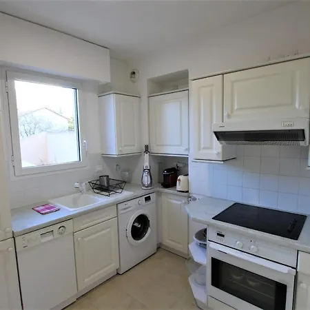 Apartment 2 Bedrooms2 Bathroomsterrace Equipped In Palm Area Cannes